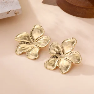 Boucles d’oreilles Fleur Martelée