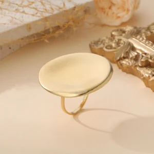 Bague dorée disque