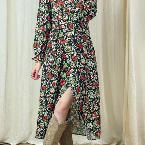 Robe Éléonore – Robe portefeuille à fleurs
