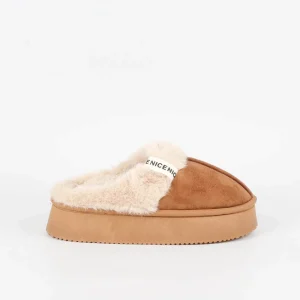 Chaussons mules plateforme
