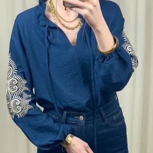 Blouse Charlie – Blouse fluide bleu marine brodée