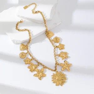 Collier fleurs