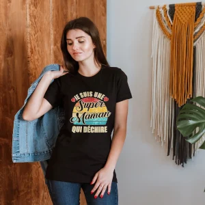 Lebonshirt® T-shirt Premium Femme Coton Bio - Je Suis Une Super Maman Qui Déchire - L050522S12