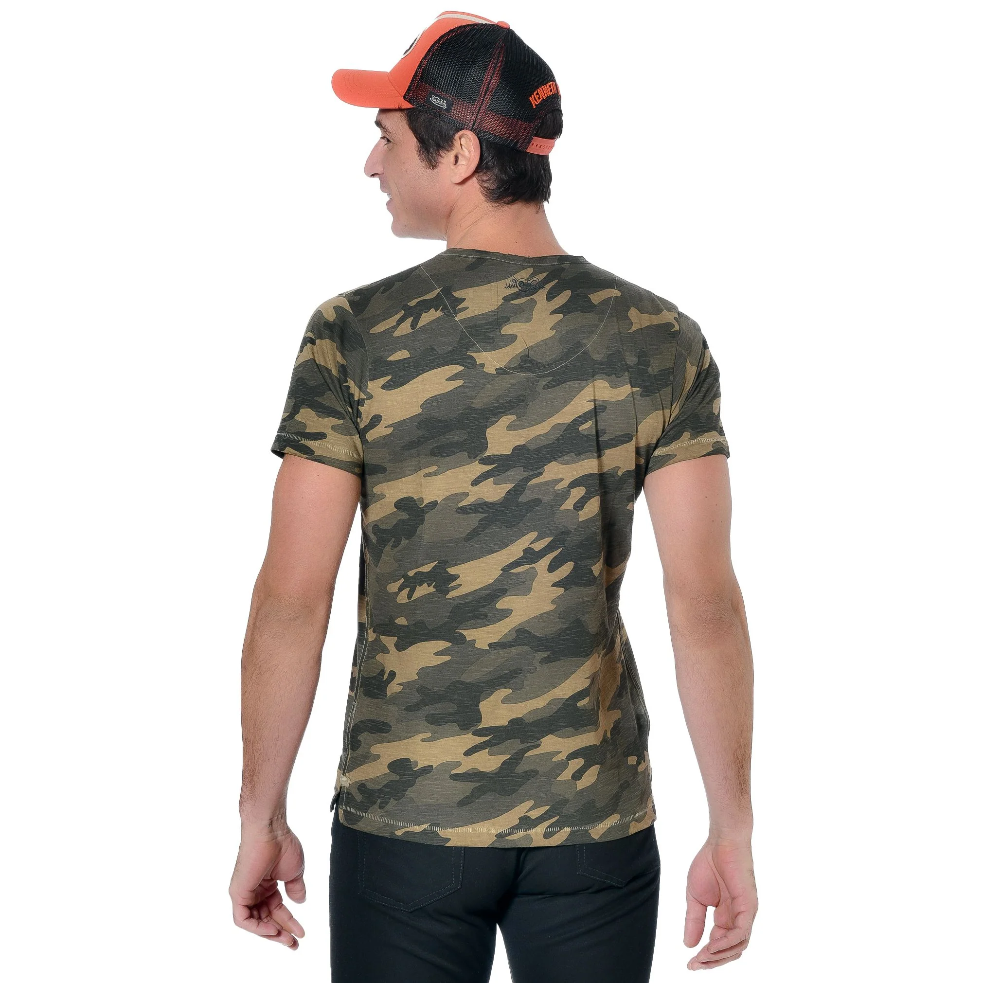 Tee Shirt Homme Von Dutch Col V Manches Courtes RON/CKO-Camouflage – Image 3