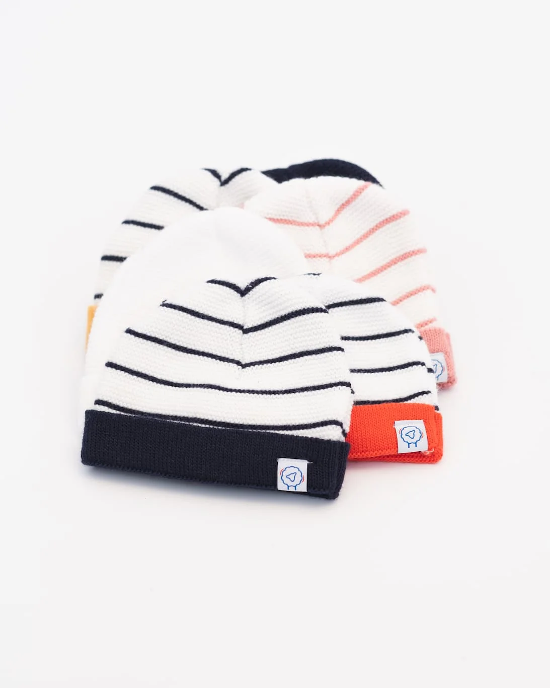 Bonnet à revers court